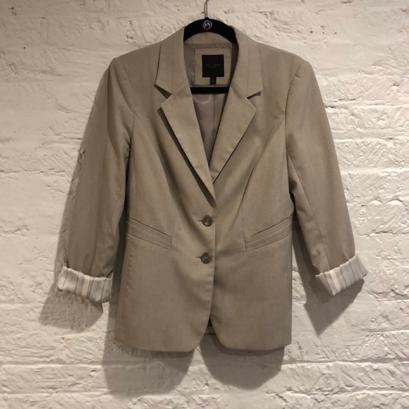 Blazer - Picture 1 of 1